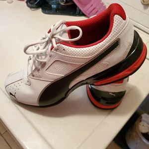 Men's puma tennis shoes